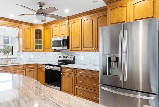 100 Intracoastal Place 205, Jupiter, FL 33469