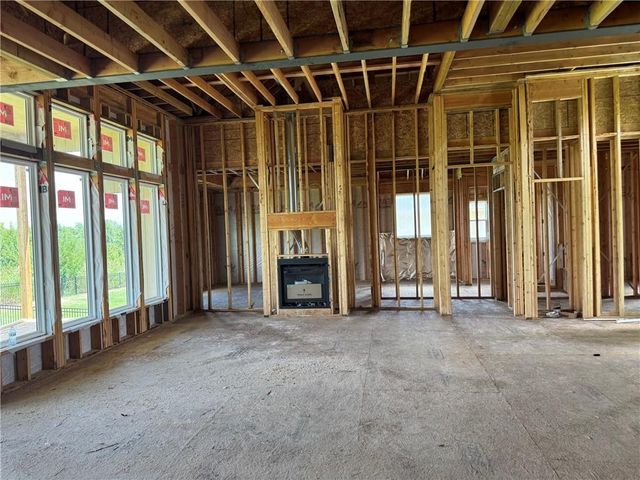 18457 Mohawk Lane, Overland Park, KS 66085