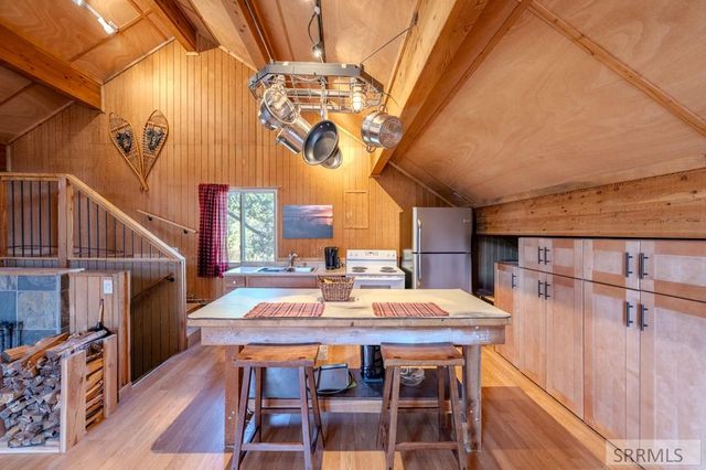 2813 Pinehaven Drive, Island Park, ID 83429