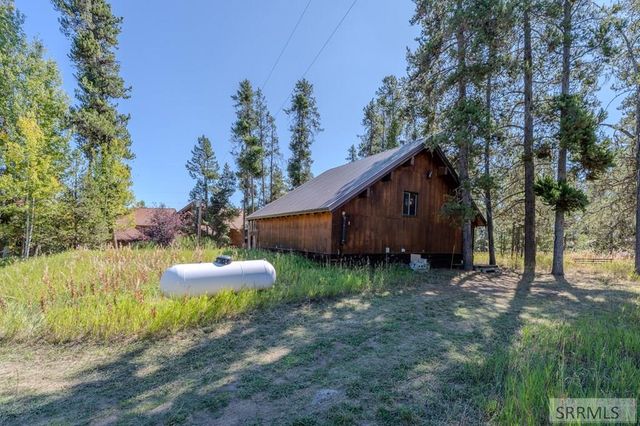 2813 Pinehaven Drive, Island Park, ID 83429