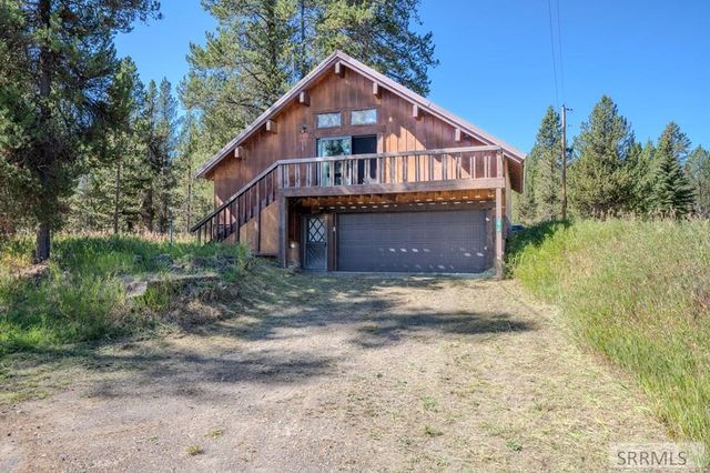 2813 Pinehaven Drive, Island Park, ID 83429