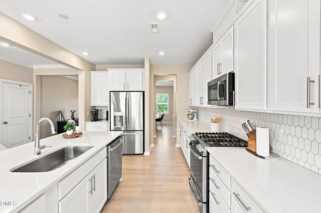 170 Hickory Grove Drive, Sanford, NC 27330