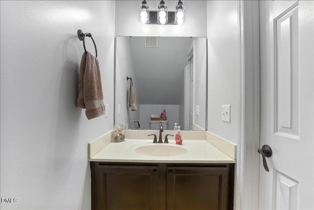 117 Cricket Hollow Run, Clayton, NC 27520