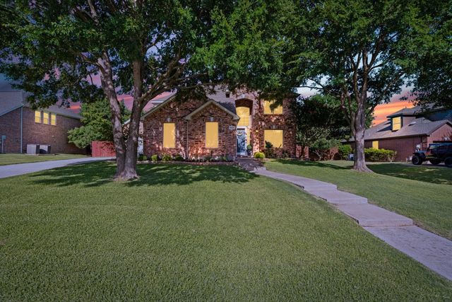 10422 Whispering Pines Drive, Frisco, TX 75033
