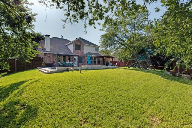 10422 Whispering Pines Drive, Frisco, TX 75033