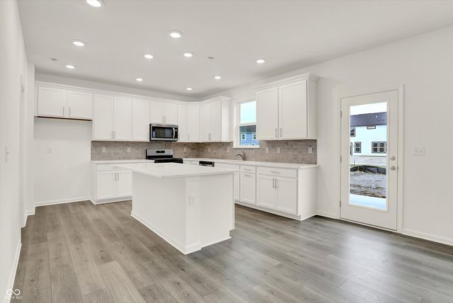 5723 Palazzo Lane, Mccordsville, IN 46055