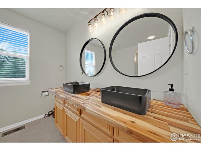 5292 Goldfinch St, Brighton, CO 80601