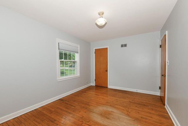6701 W Howard AVENUE, Milwaukee, WI 53220