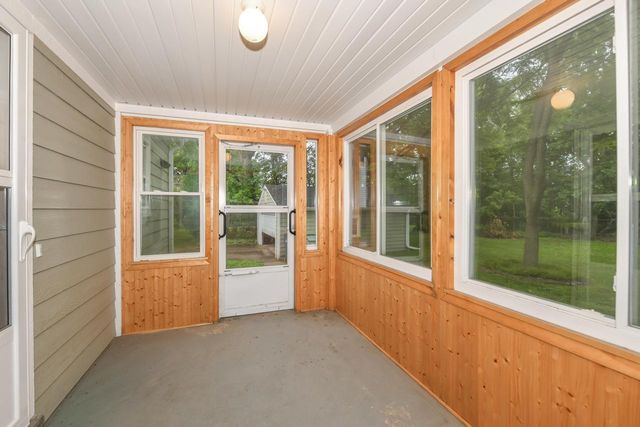 6701 W Howard AVENUE, Milwaukee, WI 53220