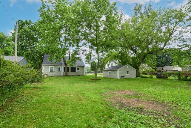 6701 W Howard AVENUE, Milwaukee, WI 53220