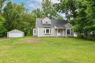 6701 W Howard AVENUE, Milwaukee, WI 53220
