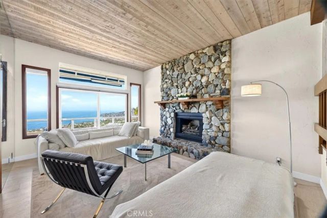1361 La Mirada, Laguna Beach, CA 92651