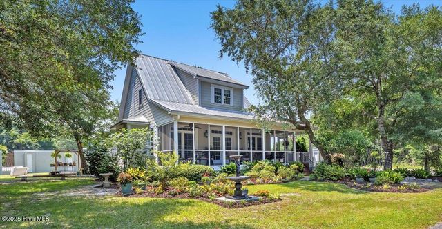 705 Cypress Lakes Circle SE, Bolivia, NC 28422