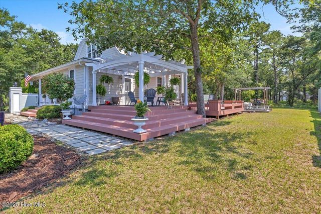 705 Cypress Lakes Circle SE, Bolivia, NC 28422