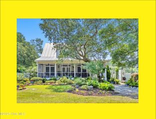 705 Cypress Lakes Circle SE, Bolivia, NC 28422