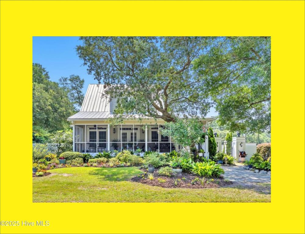 705 Cypress Lakes Circle SE, Bolivia, NC 28422