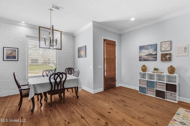 105 Camden Lake Circle, Madison, MS 39110