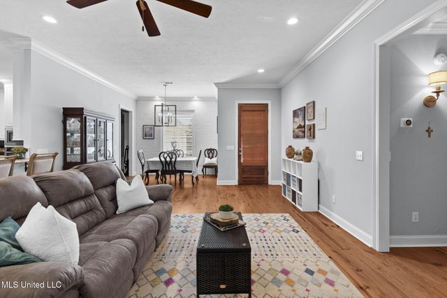 105 Camden Lake Circle, Madison, MS 39110