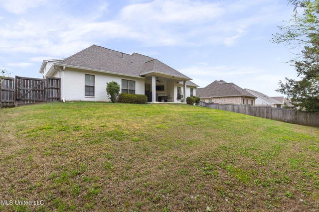 105 Camden Lake Circle, Madison, MS 39110