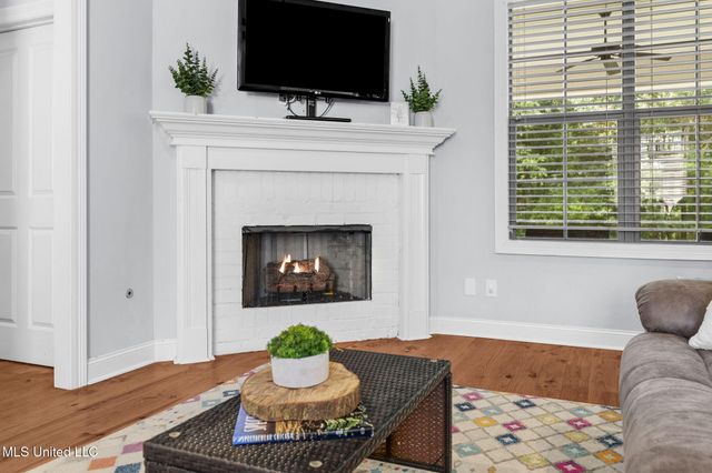 105 Camden Lake Circle, Madison, MS 39110