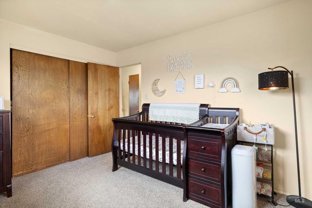 1969 9th Ave E, Twin Falls, ID 83301