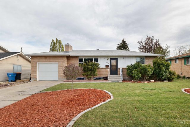 1969 9th Ave E, Twin Falls, ID 83301