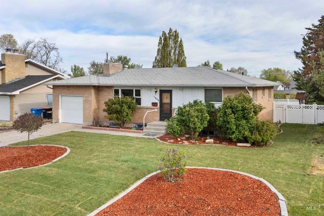 1969 9th Ave E, Twin Falls, ID 83301