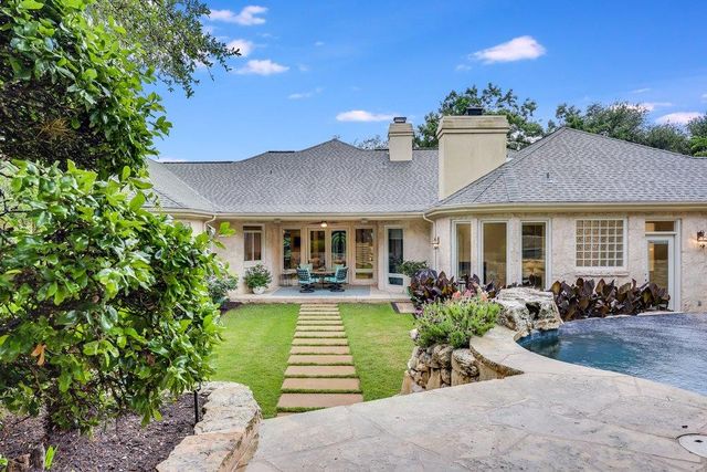 102 Wood TRL, West Lake Hills, TX 78746