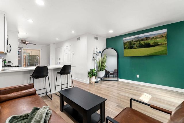 416 Colorado DR Unit D, Chula Vista, CA 91910