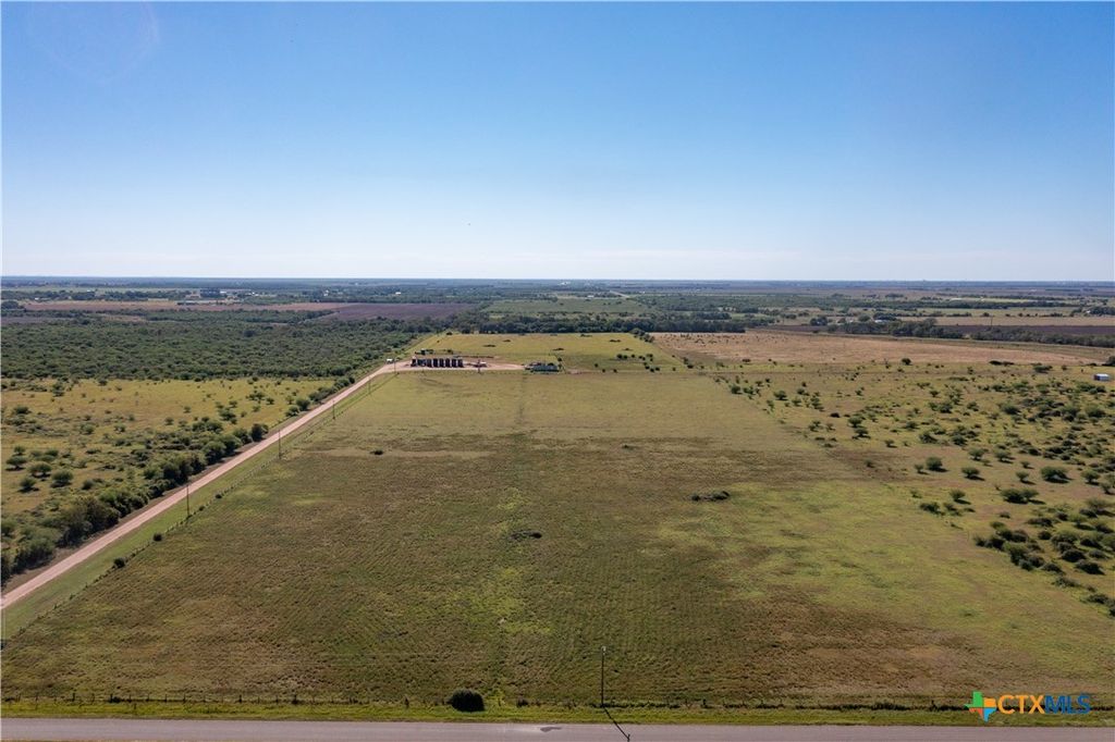 Image 15 of property listing at Tract 4 Gin Road, Inez, TX 77968