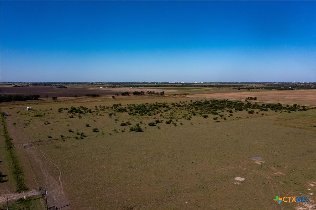 Image 6 of property listing at Tract 4 Gin Road, Inez, TX 77968