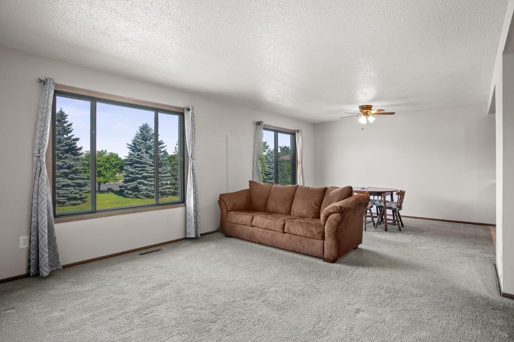 1501 127th Lane NE, Blaine, MN 55449 — photo 4