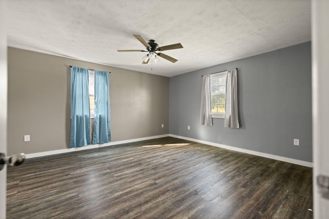 15942 US 460, Ezel, KY 41425