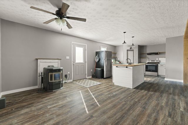 15942 US 460, Ezel, KY 41425