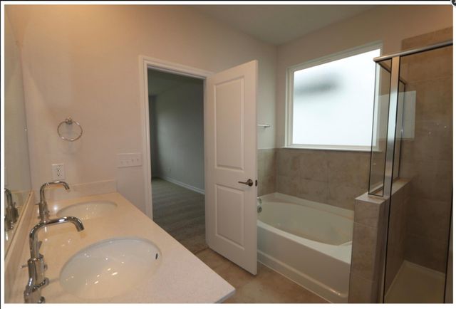 324 Terminus TRL, Liberty Hill, TX 78642