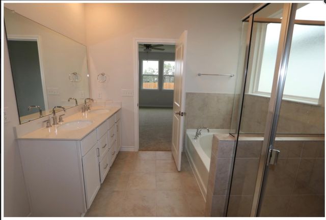 324 Terminus TRL, Liberty Hill, TX 78642