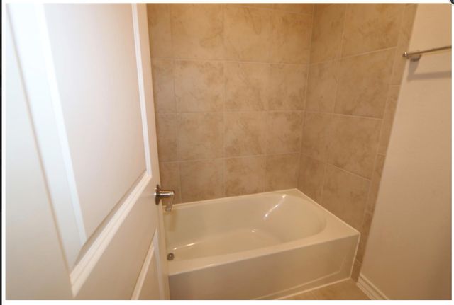 324 Terminus TRL, Liberty Hill, TX 78642