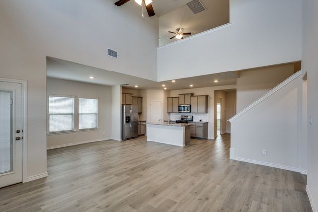 10213 Torch Light Lane, Aubrey, TX 76227