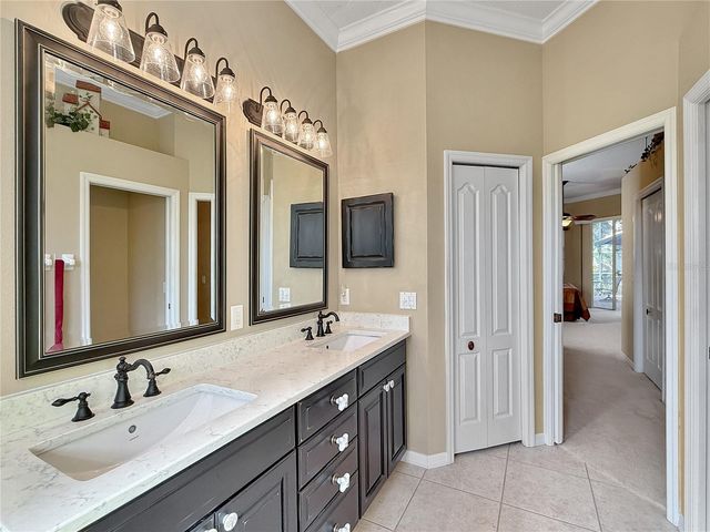 711 SHADOW BAY WAY, Osprey, FL 34229