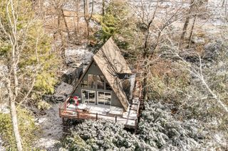 422 Glenaire Drive, Mars Hill, NC 28754