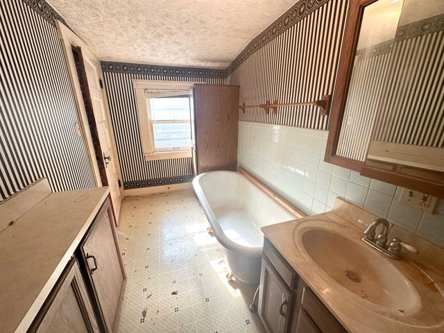 105 N GLENWOOD AVE, Columbia, MO 65203
