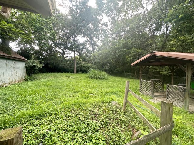 105 N GLENWOOD AVE, Columbia, MO 65203