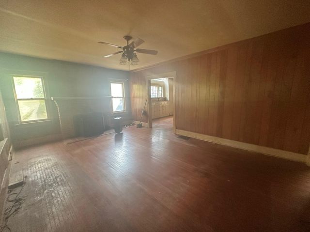 105 N GLENWOOD AVE, Columbia, MO 65203