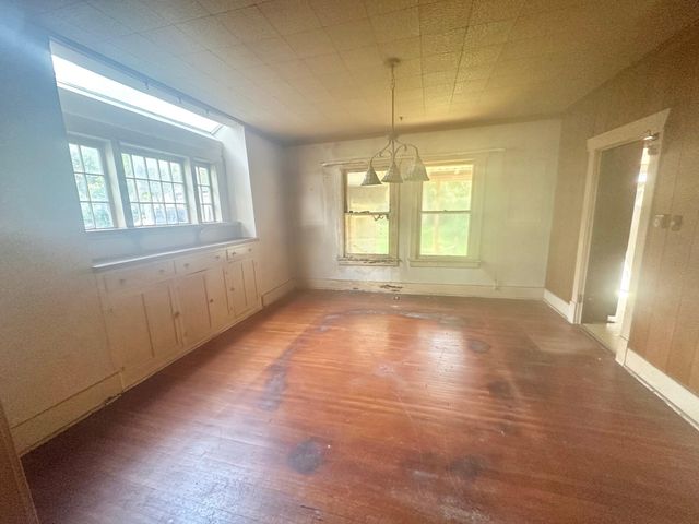 105 N GLENWOOD AVE, Columbia, MO 65203