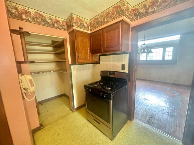 105 N GLENWOOD AVE, Columbia, MO 65203