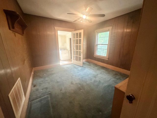 105 N GLENWOOD AVE, Columbia, MO 65203