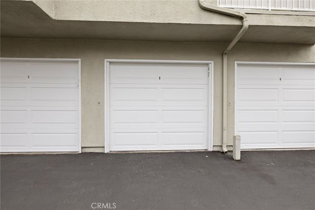 17641 Sergio Circle 203, Huntington Beach, CA 92647