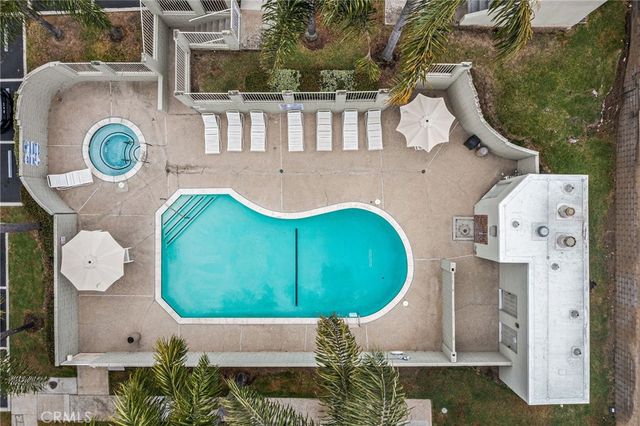 17641 Sergio Circle 203, Huntington Beach, CA 92647