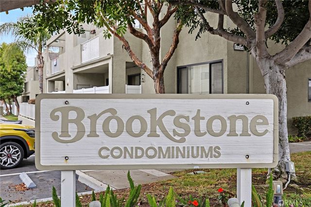 17641 Sergio Circle 203, Huntington Beach, CA 92647