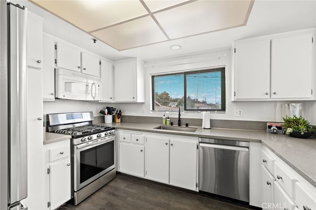 17641 Sergio Circle 203, Huntington Beach, CA 92647